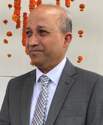 Dr Qasim Wasti